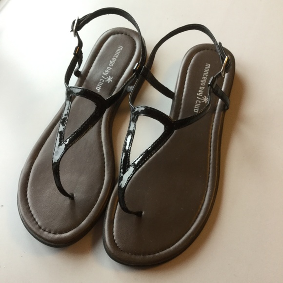 Black Triangular Sandals - Picture 2 of 3